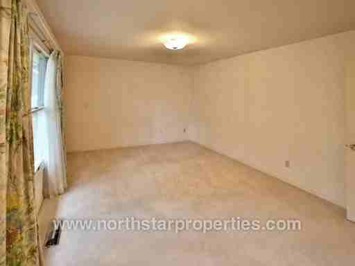 2126 Crest Dr - Photo 2 of 32