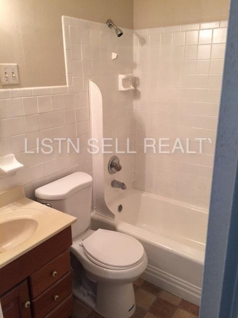 418 Gruen Dr - Photo 3 of 6