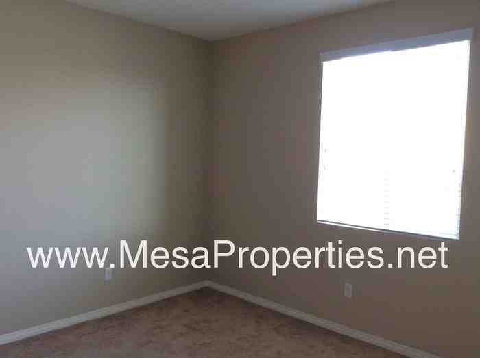 4024 Quartzite Ln - Photo 3 of 16
