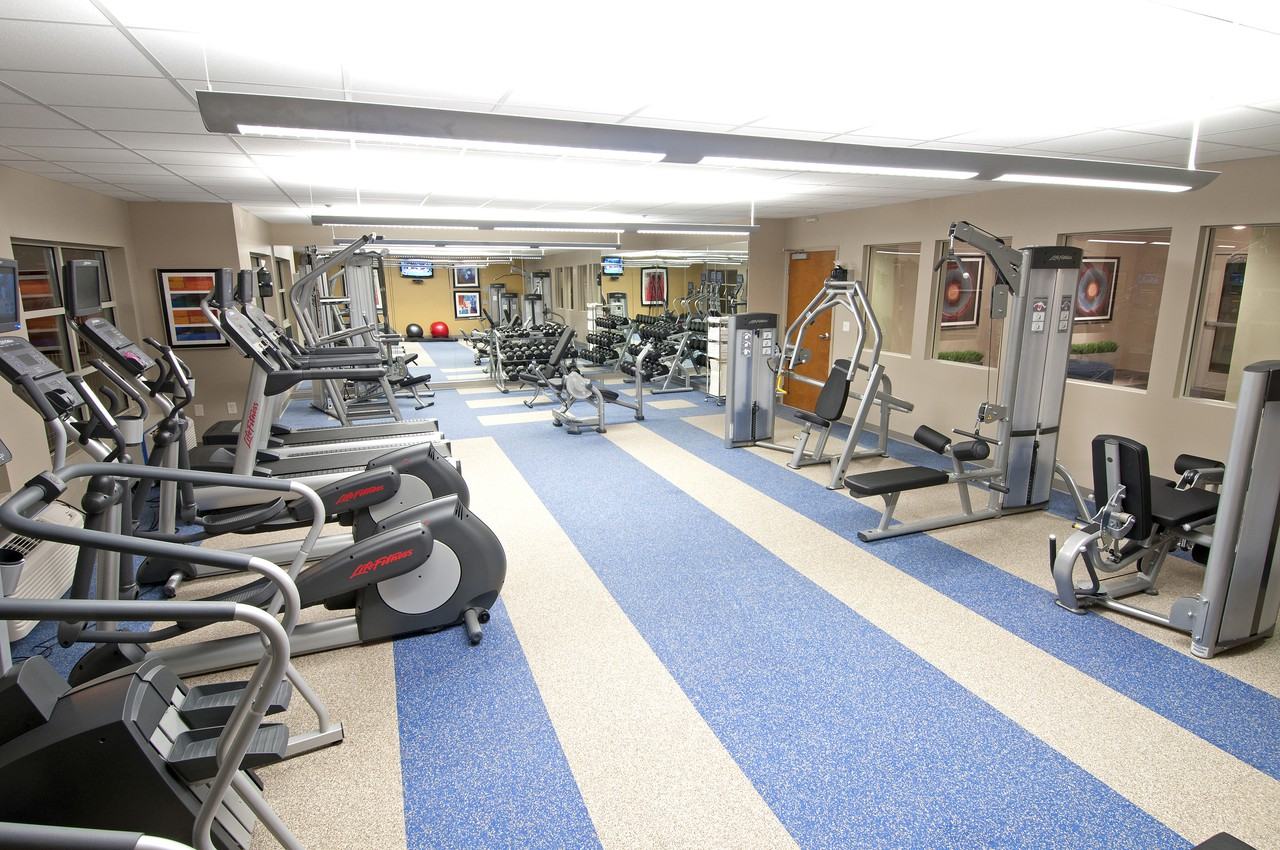 College Suites at Hudson Valley - Photo 2 of 14