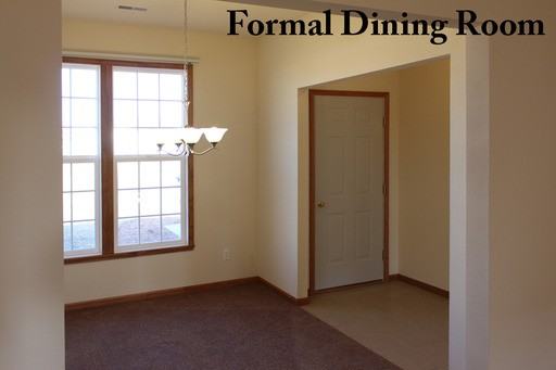 15619 Stonecrest Rd - Photo 3 of 21