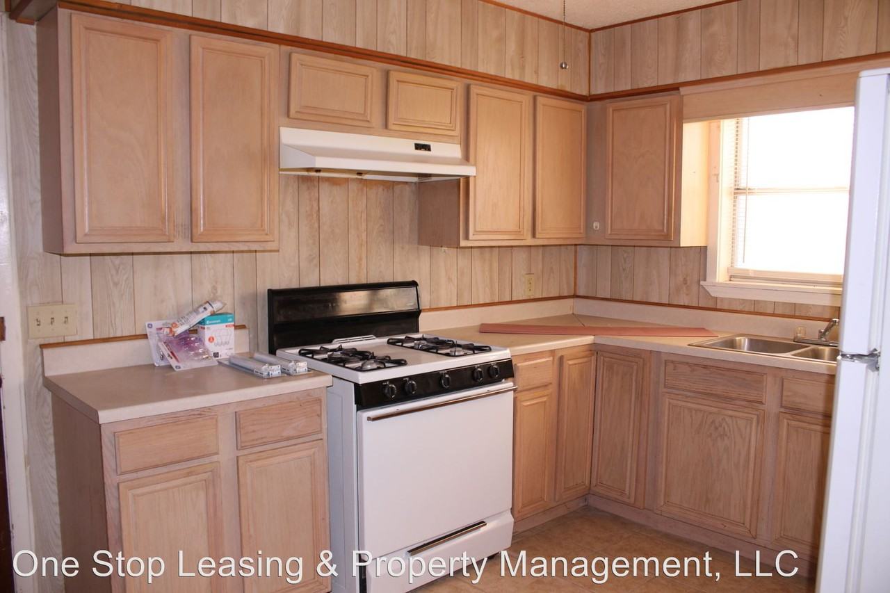 407 Hill St - Photo 2 of 12