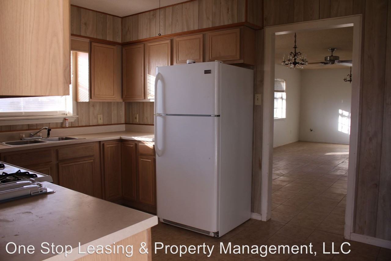 407 Hill St - Photo 3 of 12