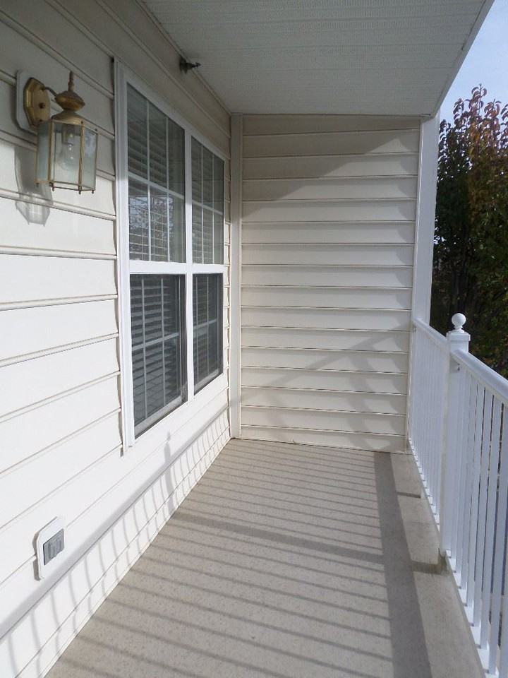 5085 Anchorstone Dr - Photo 3 of 7