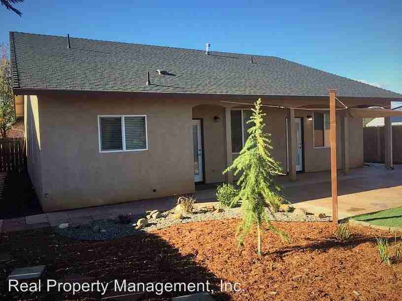 4725 Lofty Oak Dr - Photo 2 of 14