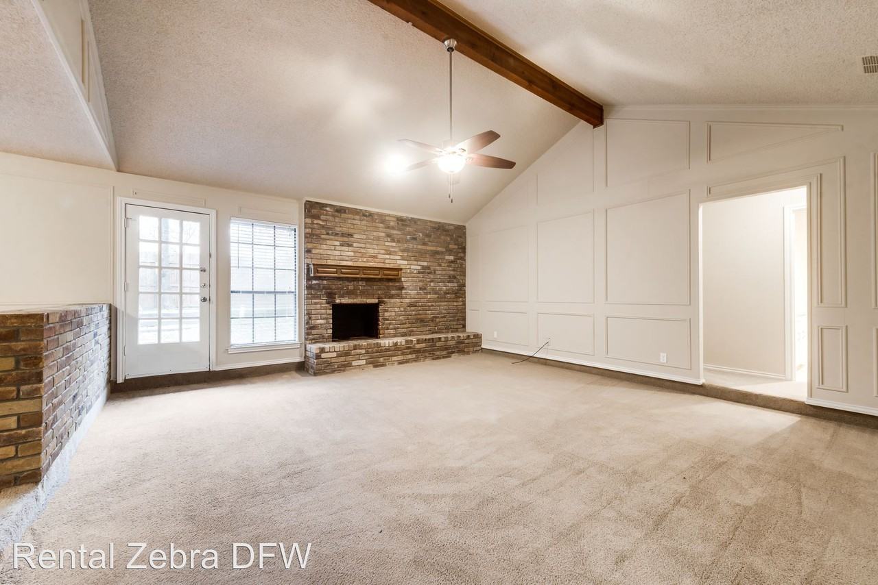 4806 Stage Line Dr - Photo 3 of 18