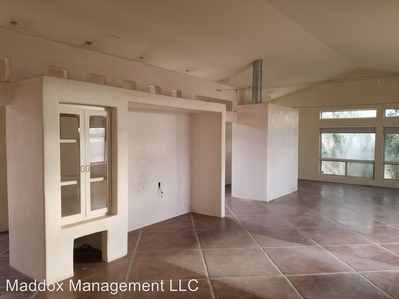 4844 Guadalupe Trail NW - Photo 2 of 11