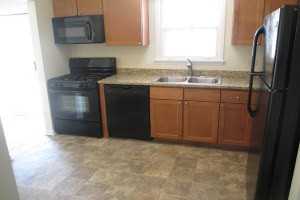 16810 Louis Ct - Photo 2 of 11