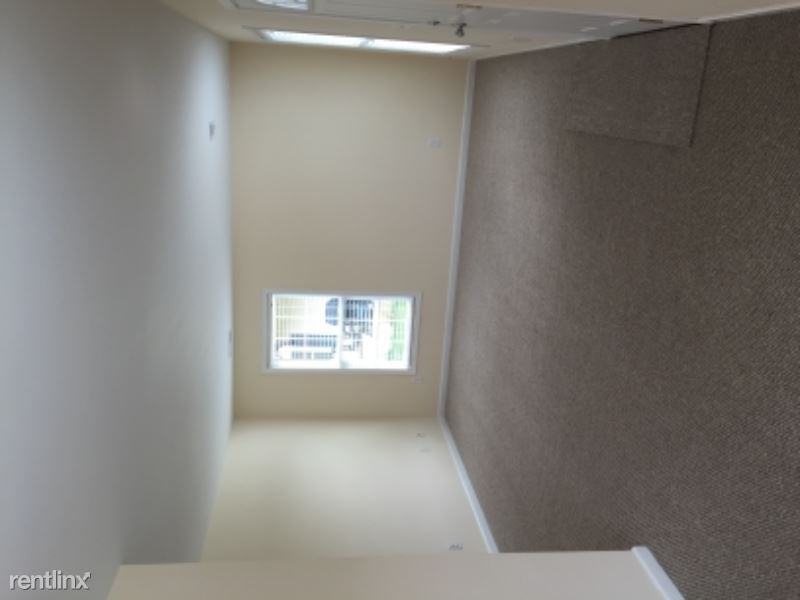 2024 W G St - Photo 2 of 15