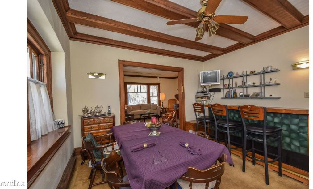 2975 N Downer Ave - Photo 3 of 9