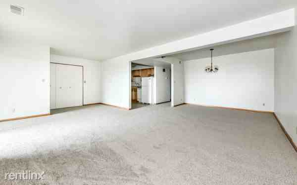 6705 Saltsburg Rd - Photo 3 of 9