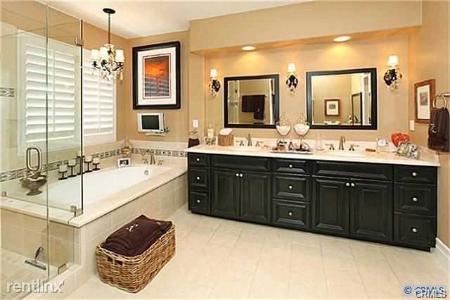 1425 High Bluff Dr - Photo 2 of 25