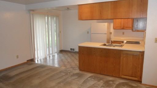 654 SE 5th Ave - Photo 2 of 13