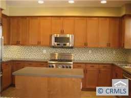 23 Crosspointe - Photo 3 of 11