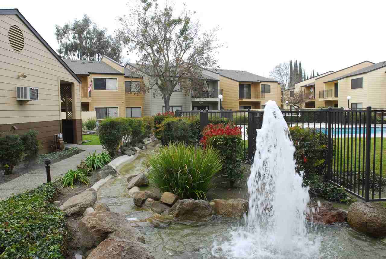 Meadow Lakes Apartments - Photo 2 of 36