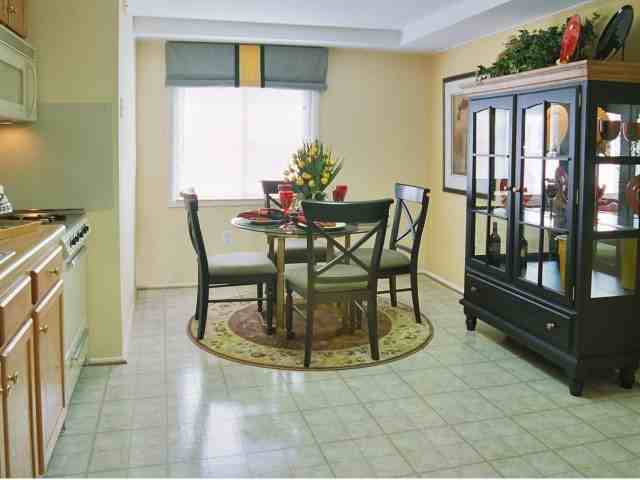 Windsor House - Photo 2 of 7