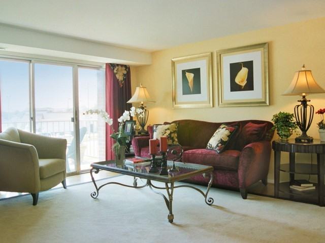 Windsor House - Photo 3 of 7