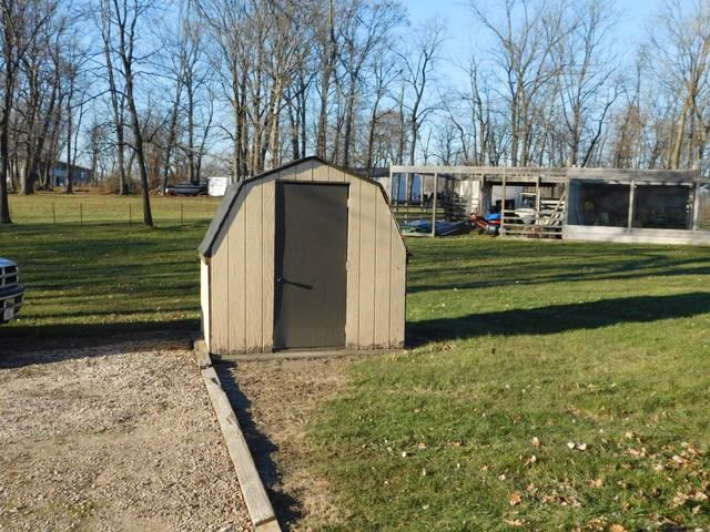 25347 S Brandon Rd - Photo 3 of 21