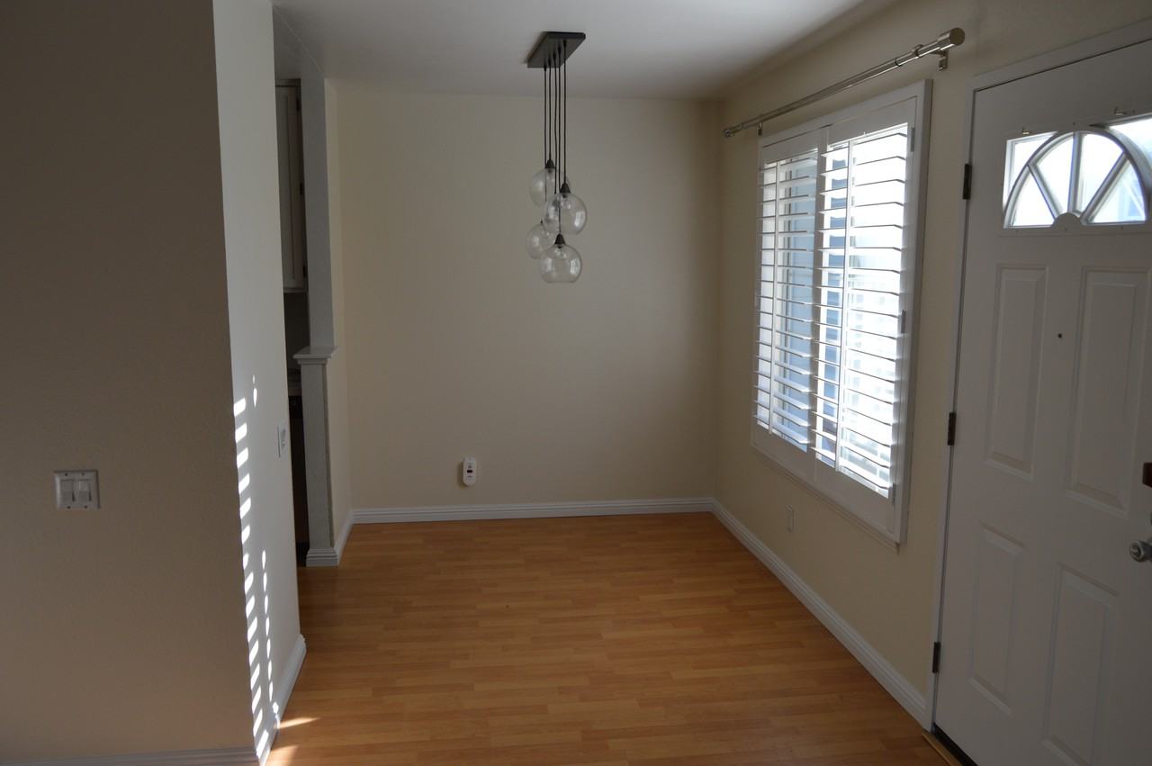 167 Glenwood - Photo 3 of 11