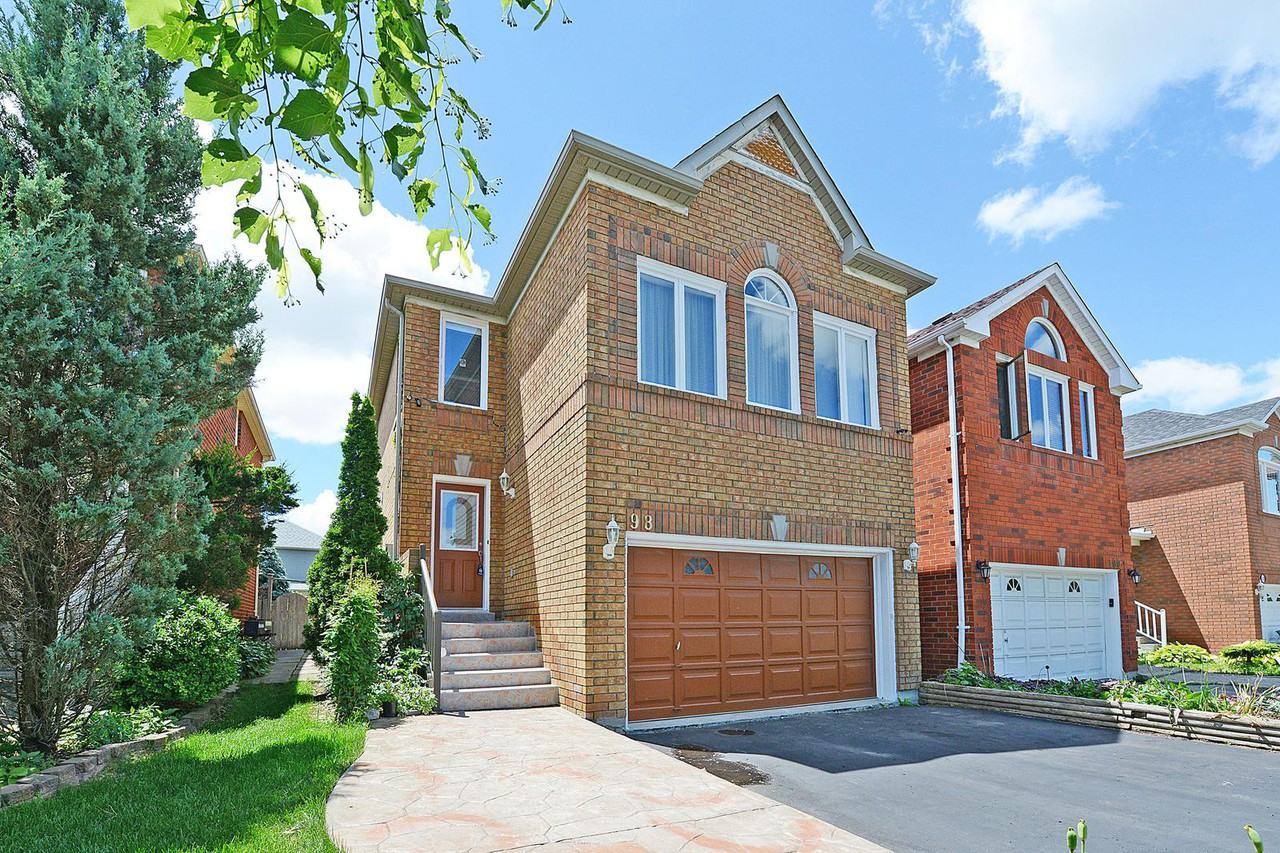 98 Forestgrove Cir - Photo 2 of 20