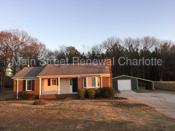 537 Kingfield Dr SW - Photo 2 of 27