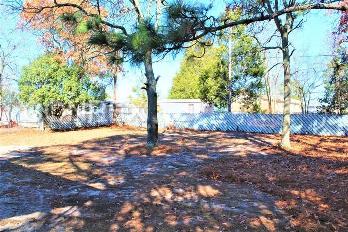 232 Oak Glenn Dr - Photo 3 of 11