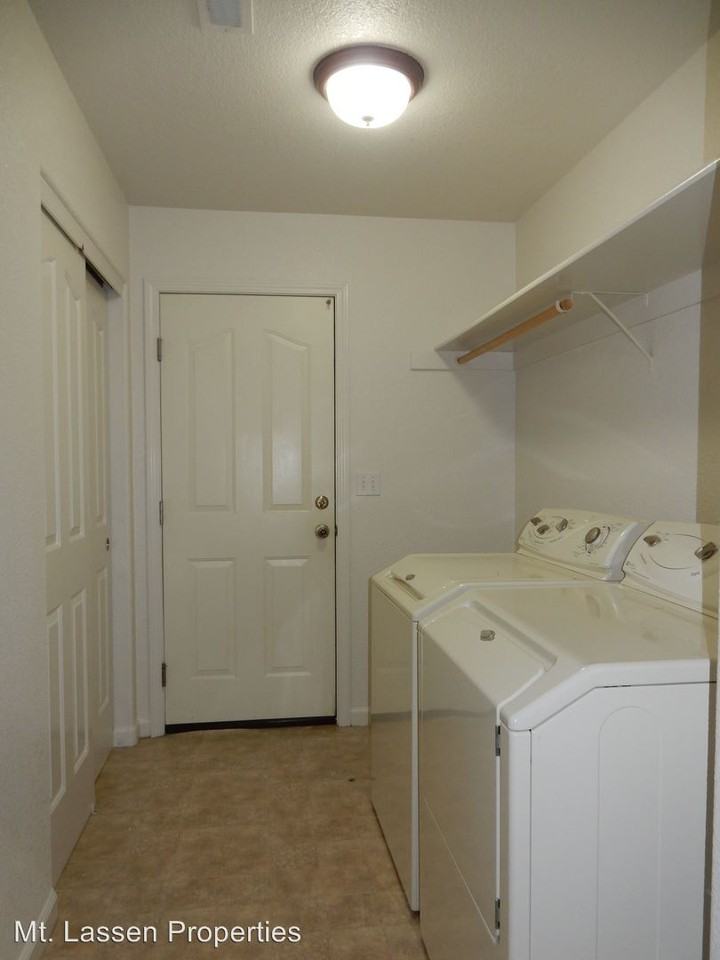 630 Gem Dr - Photo 2 of 13