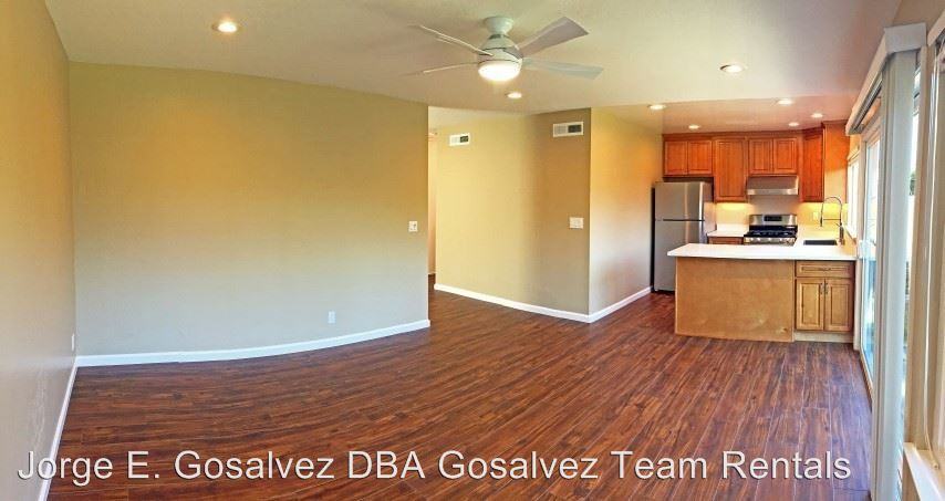 300 Bromley Cross Dr - Photo 3 of 9