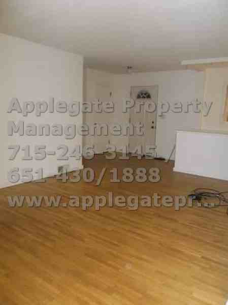 417 S Adams St - Photo 3 of 12