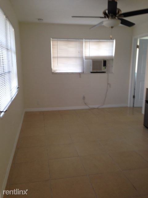 4962 Viceroy St #4 - Photo 3 of 4