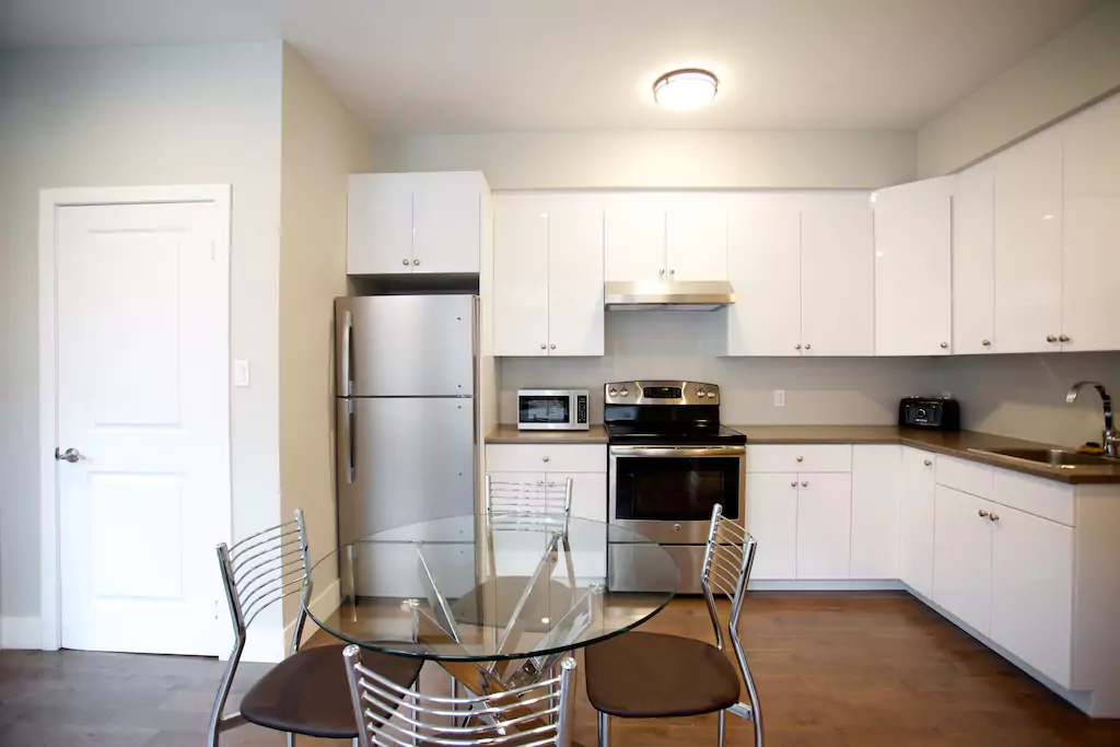 152 Avenue Van Horne - Photo 3 of 20