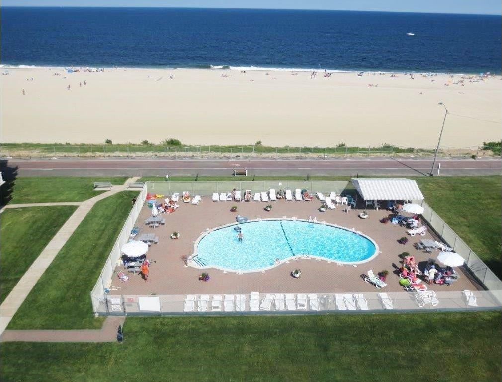 Sea Verge Apartments - Photo 3 of 19