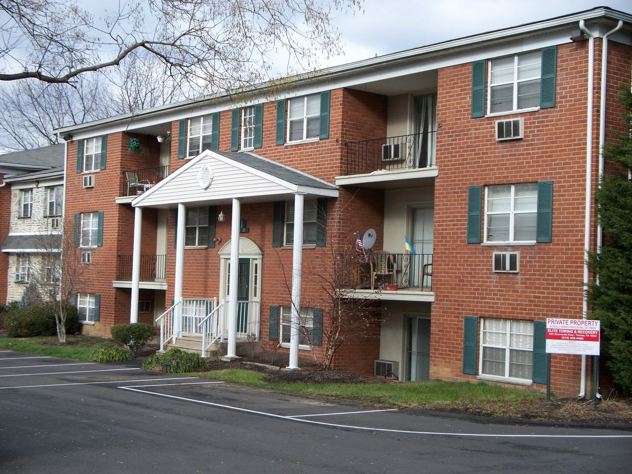 Croftwood Apartments - Photo 3 of 13