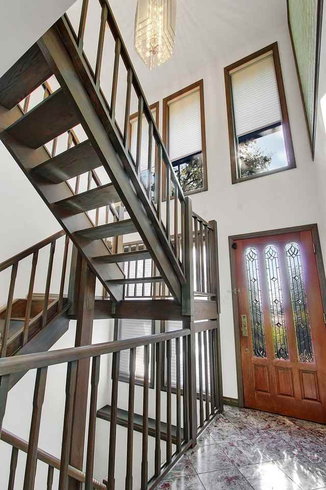 67 Timberline Dr - Photo 3 of 25