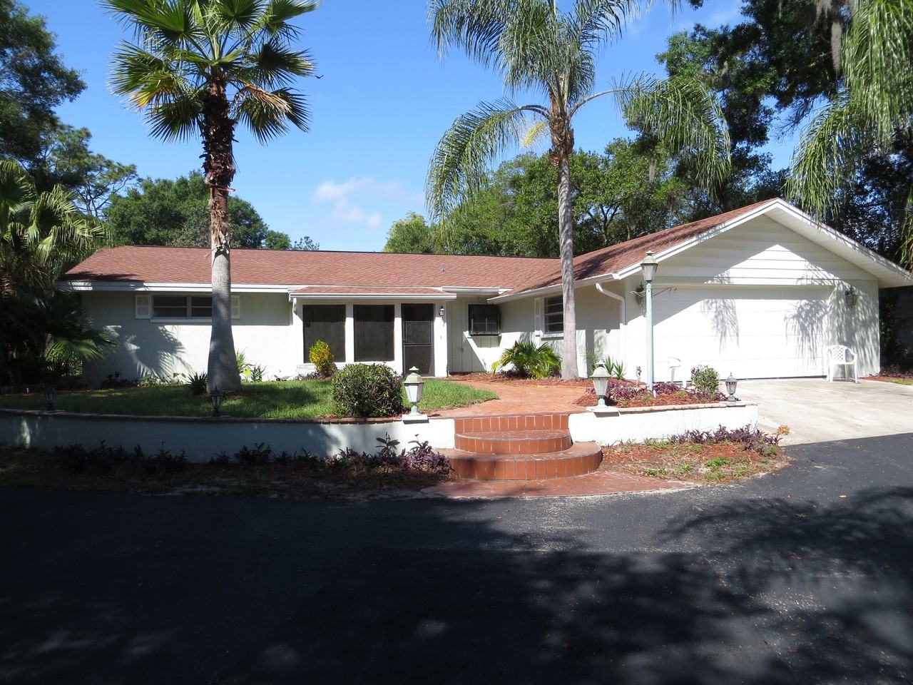 15917 W Lake Burrell Dr - Photo 2 of 50