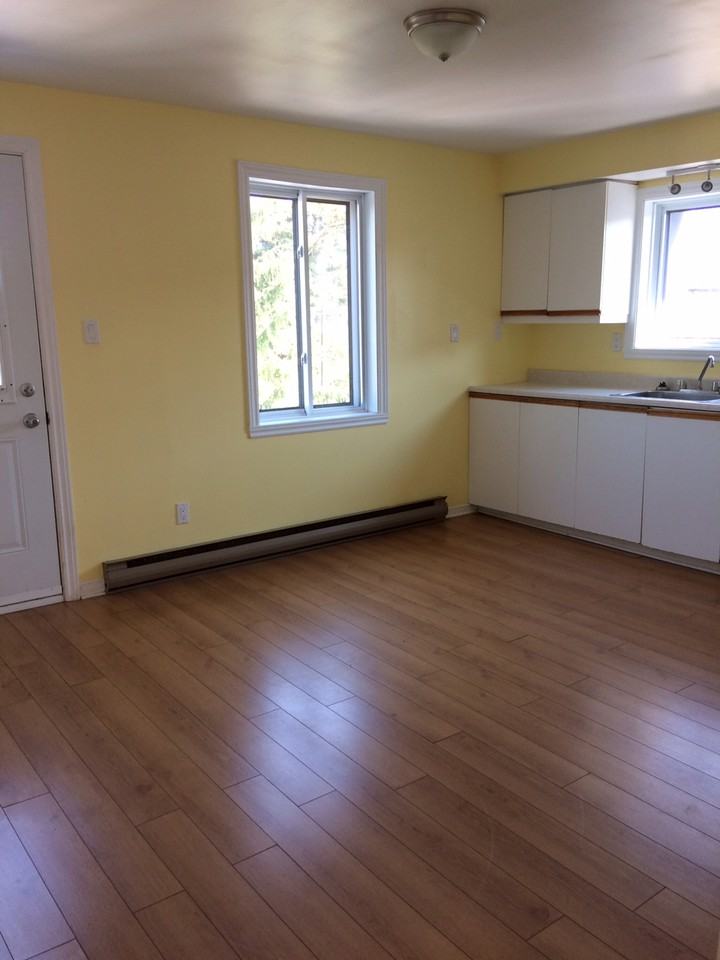 1699 Rue Westgate - Photo 2 of 3