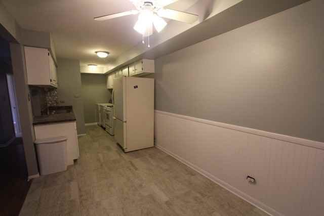 7928 164th Pl #7928 - Photo 3 of 17