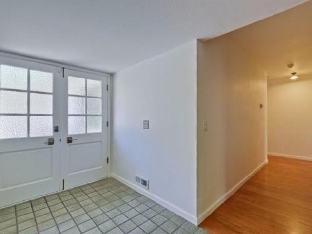 3584 Lupine Ave - Photo 3 of 6