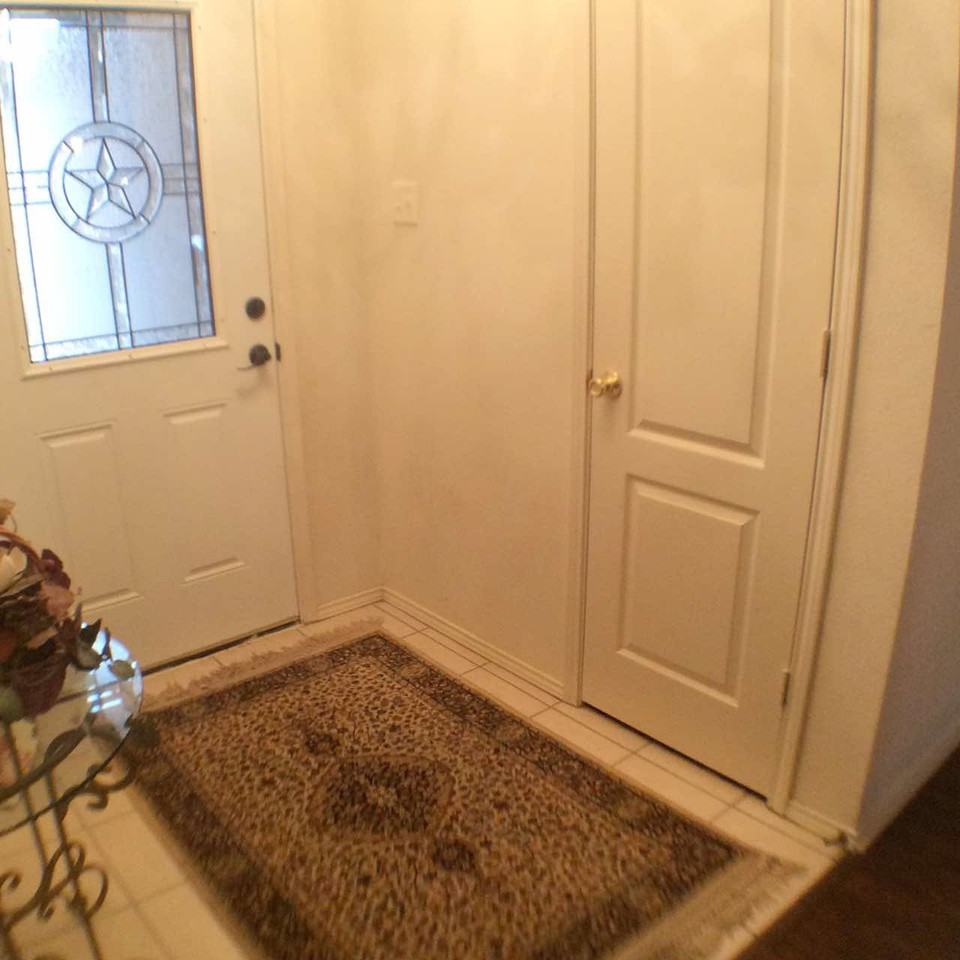 549 Asbury Dr - Photo 2 of 15