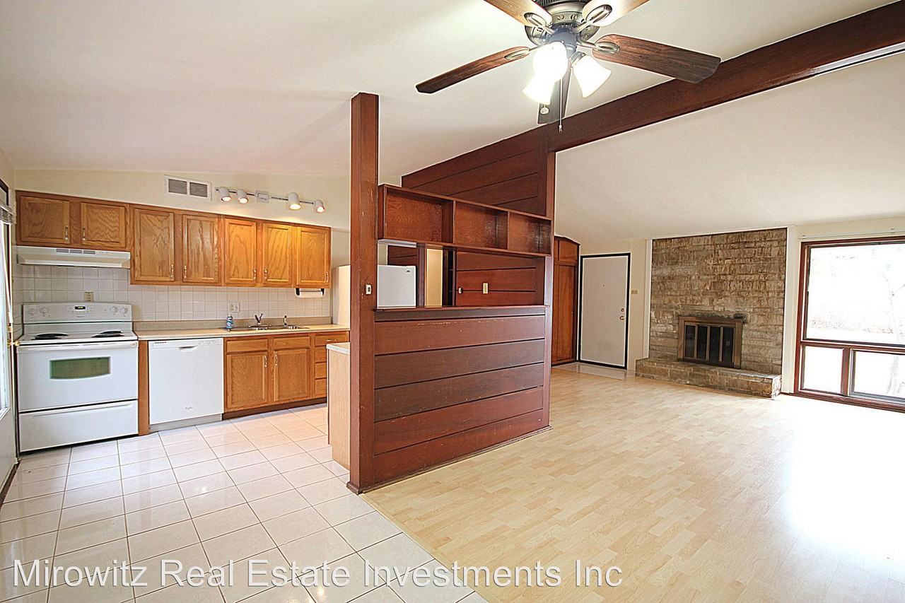 613 Fieldcrest Dr - Photo 2 of 16