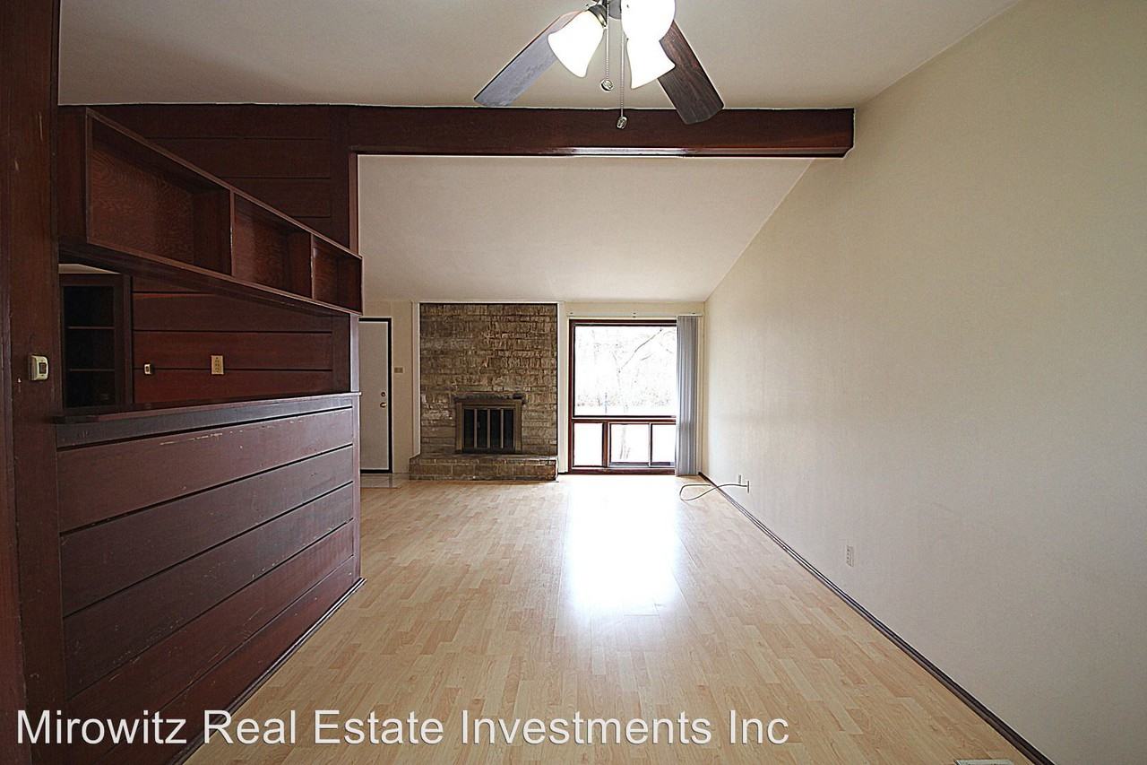 613 Fieldcrest Dr - Photo 3 of 16