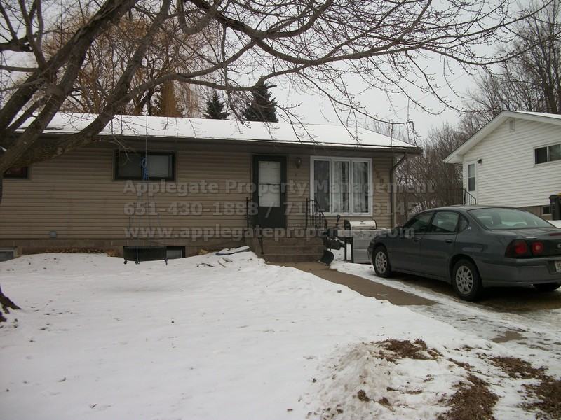 1285 3rd St - Photo 3 of 6