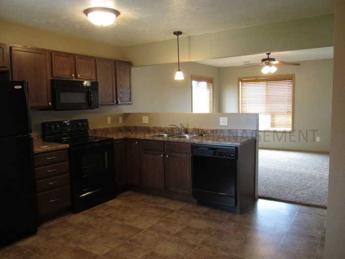 2621 W 60th St N - Photo 2 of 11