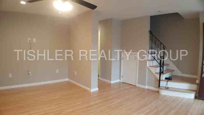146 Village Green Way - Photo 2 of 25
