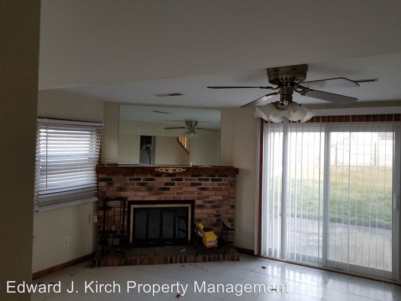 2011 Sapphire Ln - Photo 2 of 5