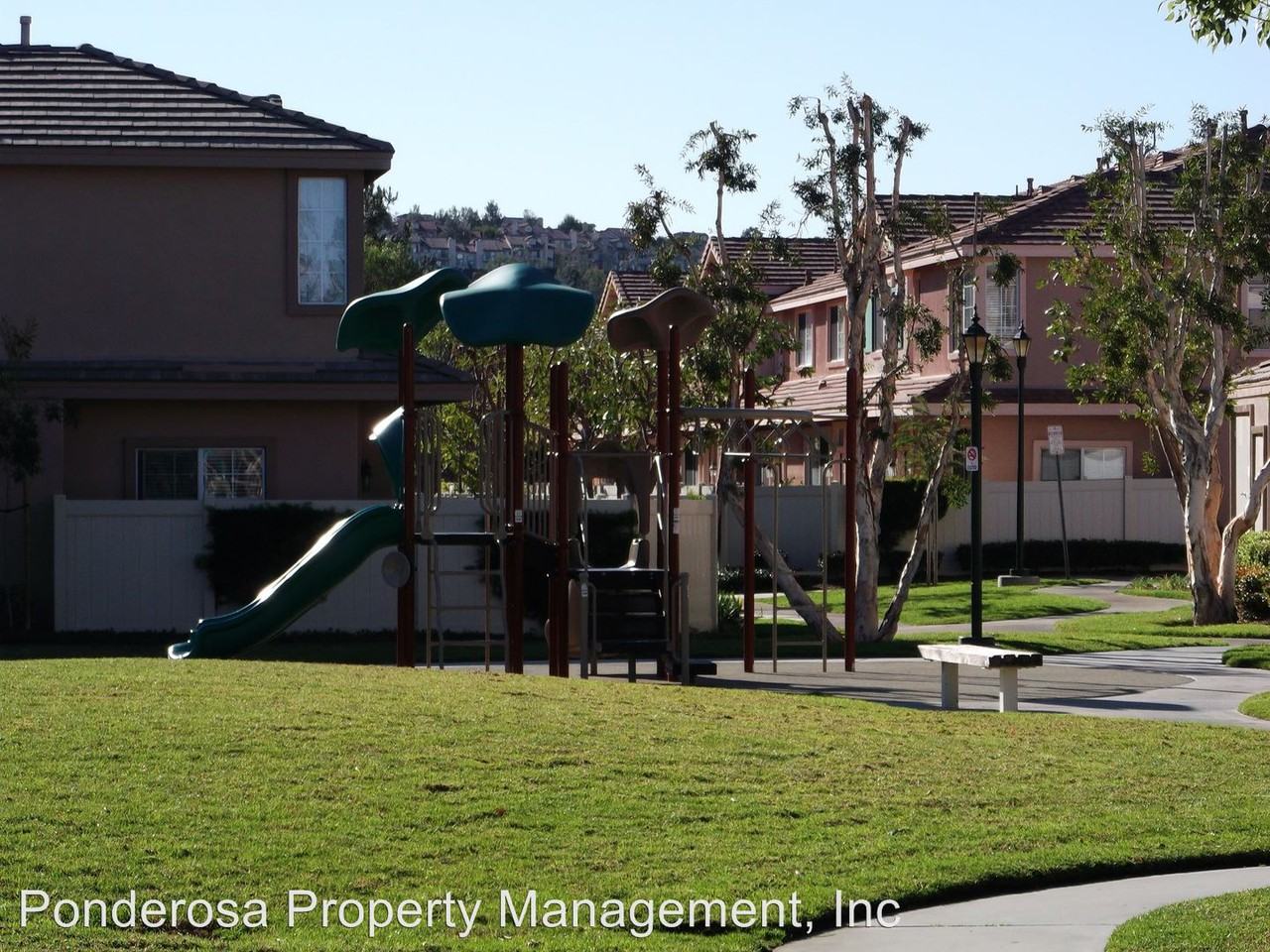 819 S Yellowstone Way - Photo 3 of 16