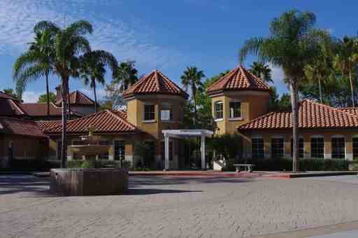 2250 Camino De La Reina #113