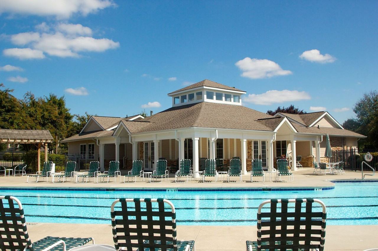 Woodstone at Croasdaile Farm Apartments - Photo 2 of 13