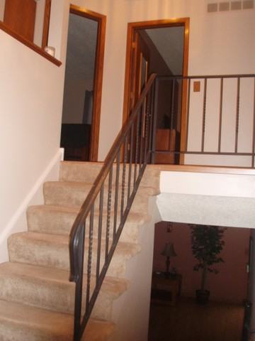 1733 Howe Ln - Photo 2 of 28