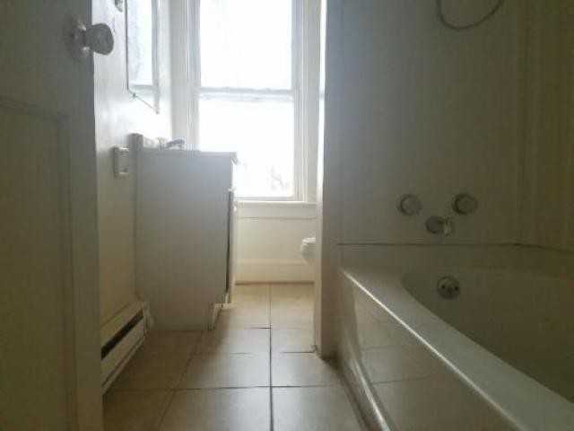 705 Forest Dr - Photo 2 of 6